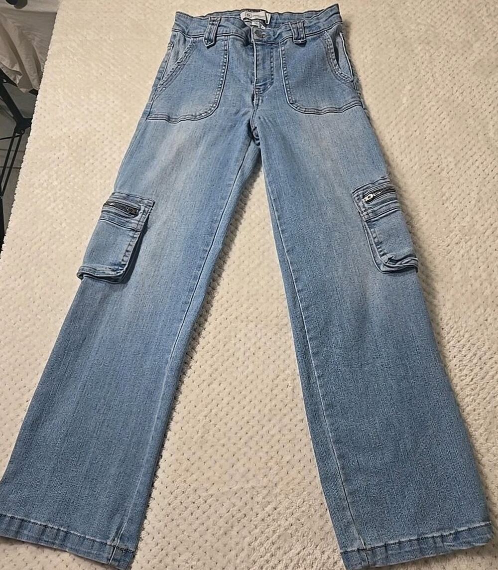 REgeneration Celebrity Pink Juniors 5/27 Wide Leg Cargo Jeans Light Wash Y2K